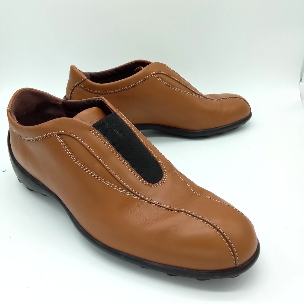 Tod's Women's Cognac Leather Slip On Loafer Shoes